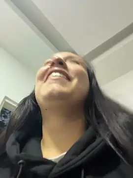 Snapshot of Belavelvet chatting on April 2026 08:42:01 PM Belavelvet online show from April 2026 08:42:01 PM