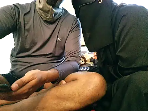 Snapshot of fathima_krishna chatting on April 2026 06:08:01 AM fathima krishna online show from April 2026 06:08:01 AM