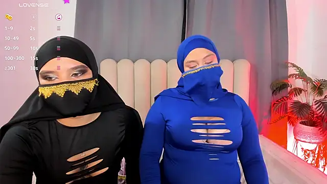 Snapshot of aziza_dalila02 chatting on April 2026 03:45:02 AM aziza dalila02 online show from April 2026 03:45:02 AM