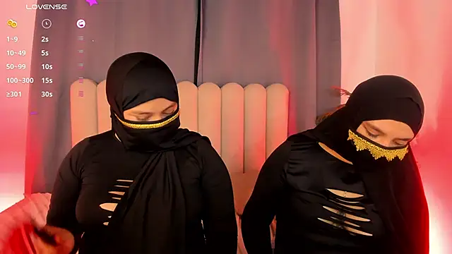 Snapshot of aziza_dalila02 chatting on April 2026 07:45:01 AM aziza dalila02 online show from April 2026 07:45:01 AM