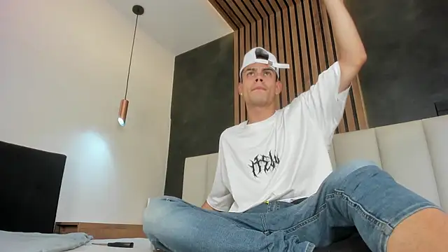 RomeoBoselli   online show from April 2026 11:48:01 AM