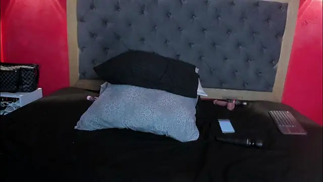 RosyRoos online show from May 2026 07:41:01 PM