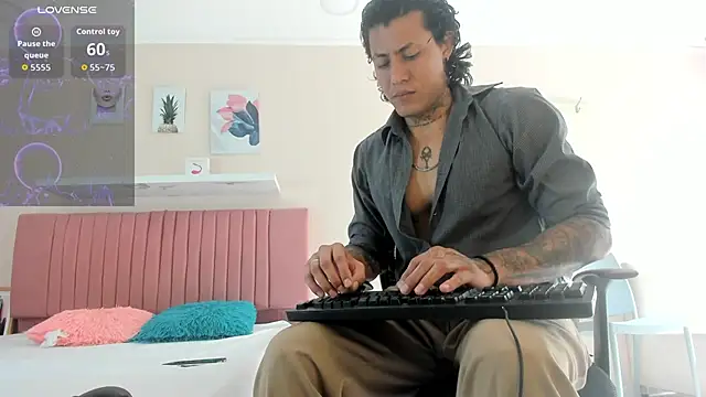 Damian Romanoff online show from May 2026 02:12:02 PM