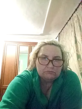 AureliaSky598 online show from May 2026 07:41:01 PM