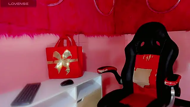 Snapshot of Mia_dasilva_ chatting on April 2026 07:20:02 PM Mia dasilva online show from April 2026 07:20:02 PM