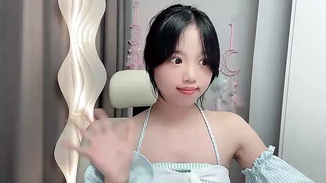 Xiaoqing00 online show from May 2026 03:28:01 PM