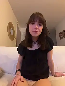 MyLovelyClitty online show from April 2026 07:22:01 PM