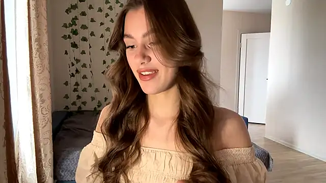 LiseVener online show from May 2026 05:04:01 AM