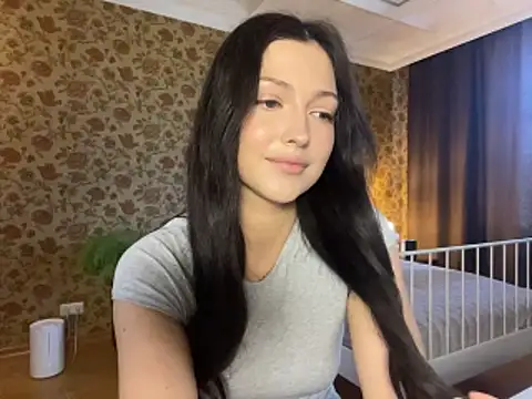 Miley Shine online show from April 2026 01:15:02 PM