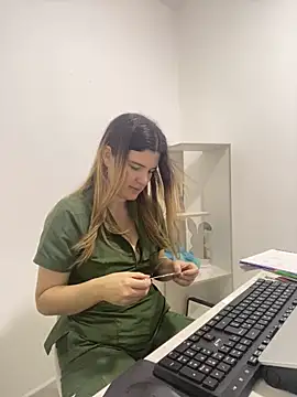 amelia 16 online show from May 2026 01:07:02 PM