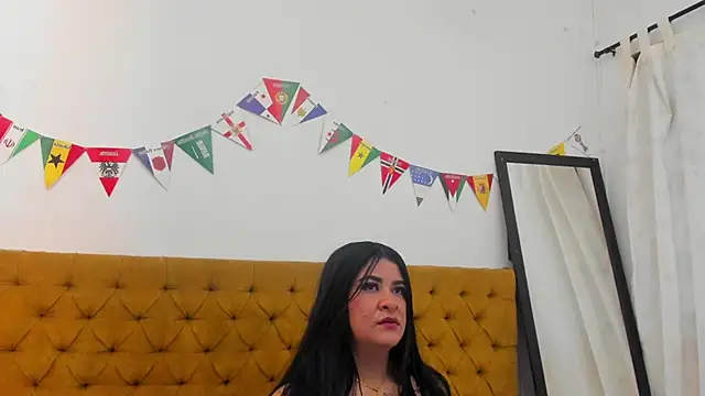 Snapshot of Katty_West chatting on July 2026 07:05:01 PM Katty West online show from July 2026 07:05:01 PM