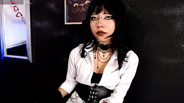 KiomyVamp online show from April 2026 04:09:01 PM