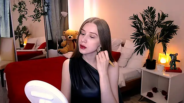 cheeky chick online show from June 2026 01:12:01 PM