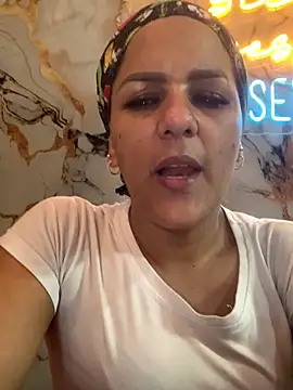 Snapshot of tyraba chatting on April 2026 03:51:01 PM tyraba online show from April 2026 03:51:01 PM