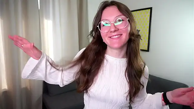 Snapshot of BerthaWyre chatting on April 2026 12:06:02 PM BerthaWyre online show from April 2026 12:06:02 PM