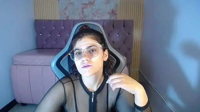 Scarlett jhonson ch online show from May 2026 07:41:01 PM