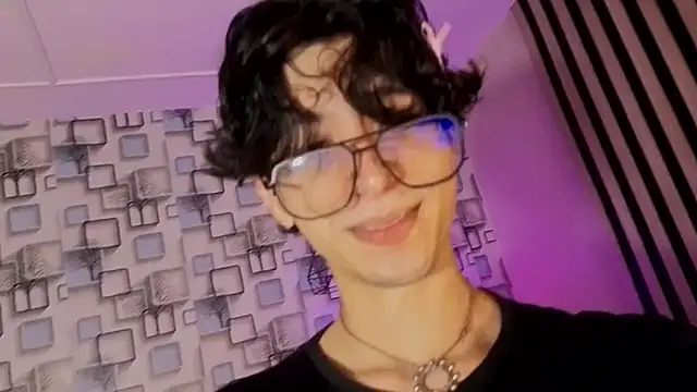 Twink Sebas7 online show from May 2026 12:13:02 PM