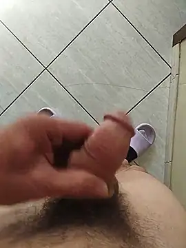 Bruno13travieso online show from June 2026 02:33:01 PM