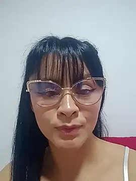 roos1237 online show from May 2026 01:44:01 AM