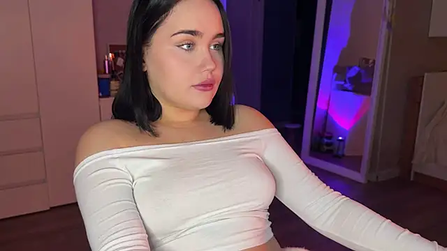 lola raze online show from May 2026 10:17:01 PM