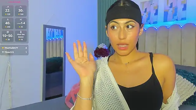 Layla amirah online show from May 2026 03:12:01 AM