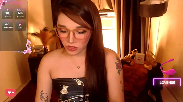 Snapshot of Precious_RoseDollxxx chatting on July 2026 04:34:02 PM Precious RoseDollxxx online show from July 2026 04:34:02 PM