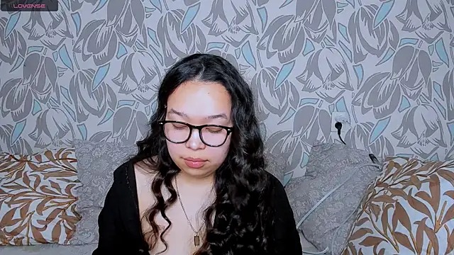 Snapshot of Zlata_lee chatting on May 2026 03:23:02 AM Zlata lee online show from May 2026 03:23:02 AM