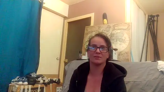 Miliffhj online show from May 2026 07:11:01 PM