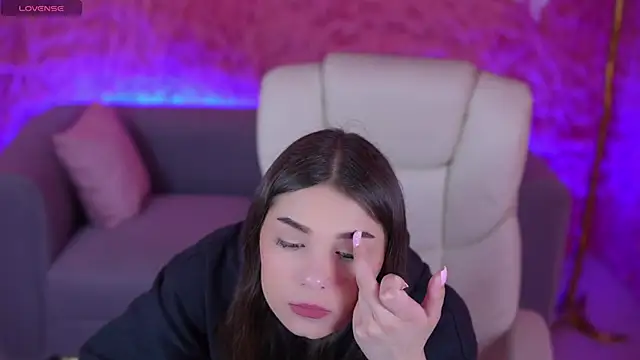 MeJessieDream online show from April 2026 05:32:02 AM