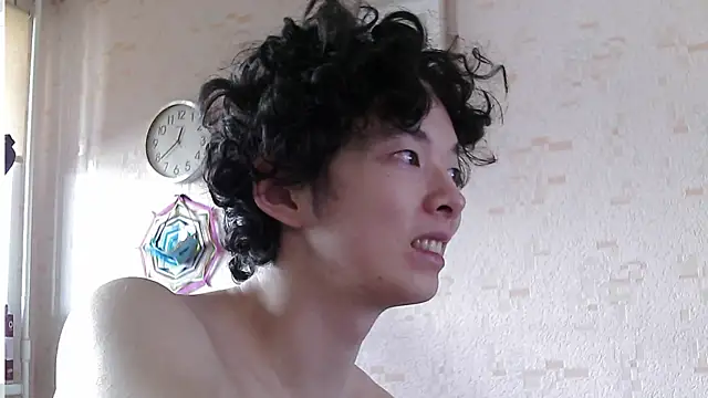 Snapshot of Miklaxyk chatting on April 2026 11:59:02 AM Miklaxyk online show from April 2026 11:59:02 AM