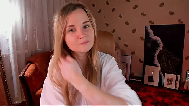 MiaSparkes online show from June 2026 11:18:02 AM
