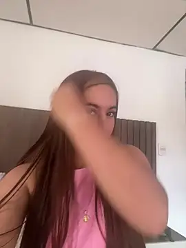 Aitana Lux online show from April 2026 07:08:02 PM