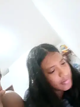 Snapshot of La_Perra12 chatting on April 2026 06:19:02 PM La Perra12 online show from April 2026 06:19:02 PM