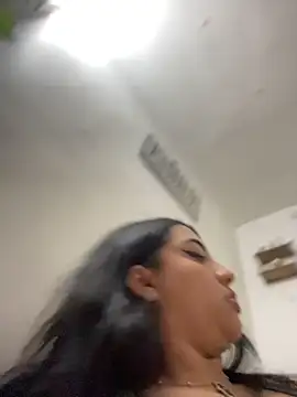midarixxx online show from May 2026 05:49:01 AM