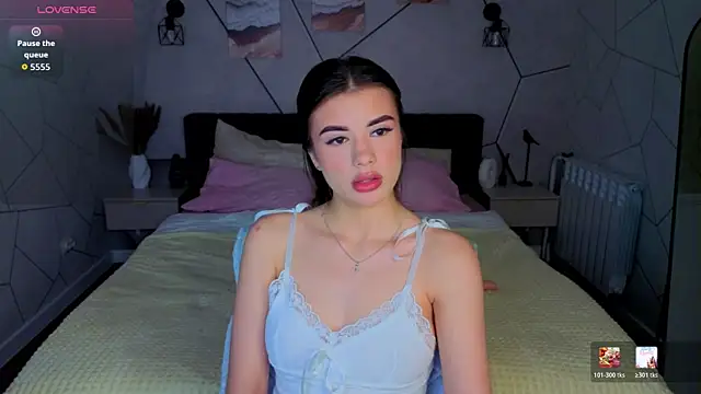 Snapshot of Alisha_Blakee chatting on June 2026 04:55:01 PM Alisha Blakee online show from June 2026 04:55:01 PM