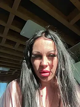 Snapshot of Alenka_ki chatting on April 2026 05:16:02 AM Alenka ki online show from April 2026 05:16:02 AM