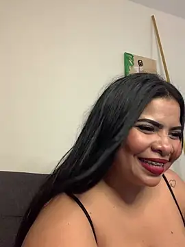 Snapshot of megan_purpura chatting on May 2026 07:10:02 PM megan purpura online show from May 2026 07:10:02 PM