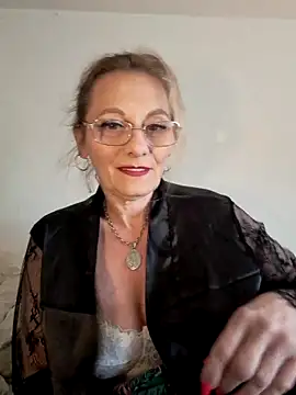 Snapshot of Blond_lady_czech chatting on April 2026 12:44:02 PM Blond lady czech online show from April 2026 12:44:02 PM