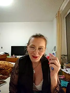 Snapshot of Blond_lady_czech chatting on April 2026 08:22:01 PM Blond lady czech online show from April 2026 08:22:01 PM