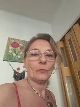 Snapshot of Blond_lady_czech chatting on May 2026 05:29:02 PM Blond lady czech online show from May 2026 05:29:02 PM