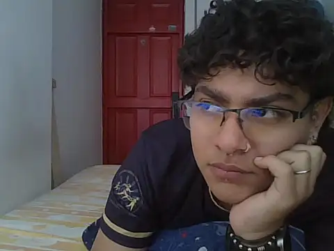 xhecho uzumaki online show from May 2026 06:02:02 PM