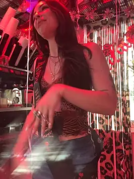 juicybootyquinn online show from April 2026 01:32:01 AM