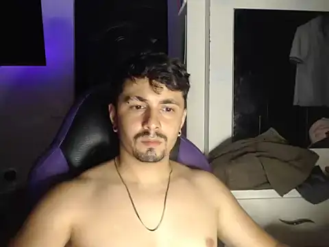 Snapshot of Andres_Blessed chatting on April 2026 06:51:02 AM Andres Blessed online show from April 2026 06:51:02 AM