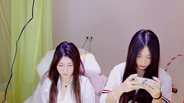 Xiongchumo1120 online show from May 2026 03:34:01 AM
