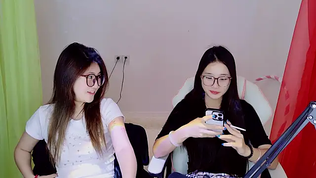 Xiongchumo1120 online show from May 2026 03:02:01 AM