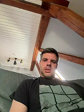 LexxFrancis online show from April 2026 07:45:01 AM