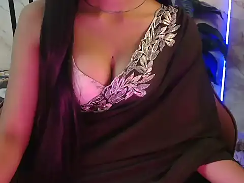Snapshot of shreya___ chatting on May 2026 06:22:01 AM shreya online show from May 2026 06:22:01 AM