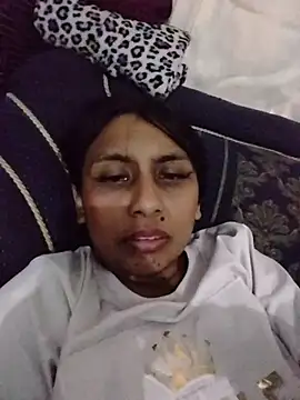 MELIZ QUEEN online show from June 2026 12:35:02 AM
