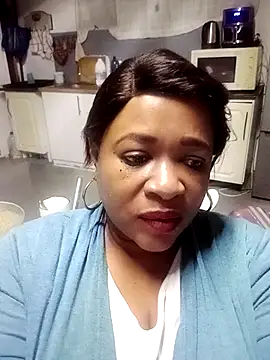 Snapshot of BUSTYQUEEN56_ chatting on May 2026 03:53:02 PM BUSTYQUEEN56 online show from May 2026 03:53:02 PM
