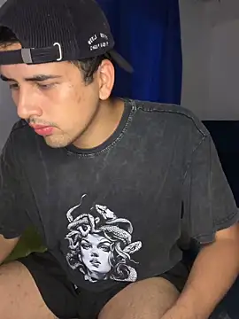 AdrianEmpire online show from April 2026 10:43:01 PM